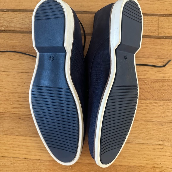 Men’s B2 Shoes - Picture 3 of 3